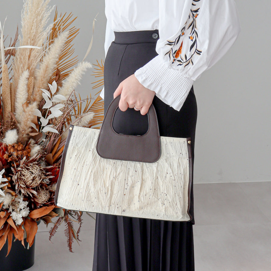 Meguri - 環 -( Graphic Handle Bag )