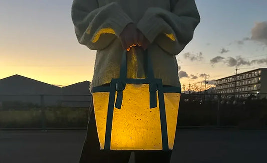 なぜWASHIKAのバッグは光っているの？