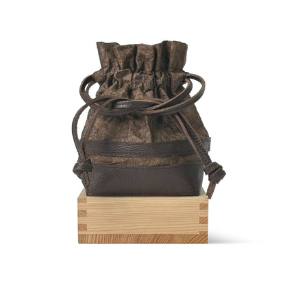 Masu (square wooden cup) drawstring bag Japanese Washi paper dyed with persimmon tannin (kakishibuzome) and Italian leather [Medium]