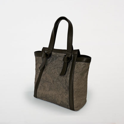 Yoi － 宵 －（ Leather Knot Bag  / Papier washi teinté kaki ）